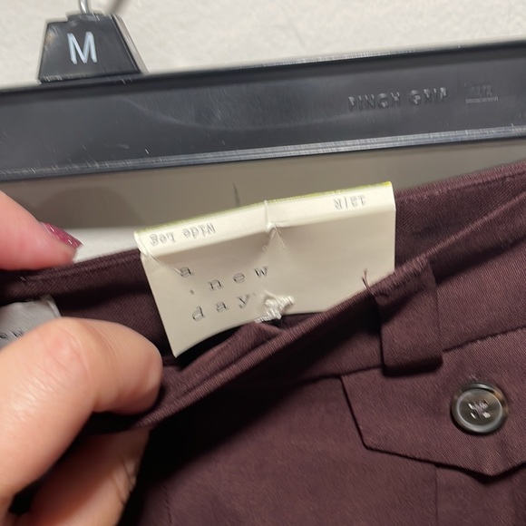 A New Day - Women's Wide Leg
Relaxed Trouser High Rise 32" inseam - Picture 2 of 4